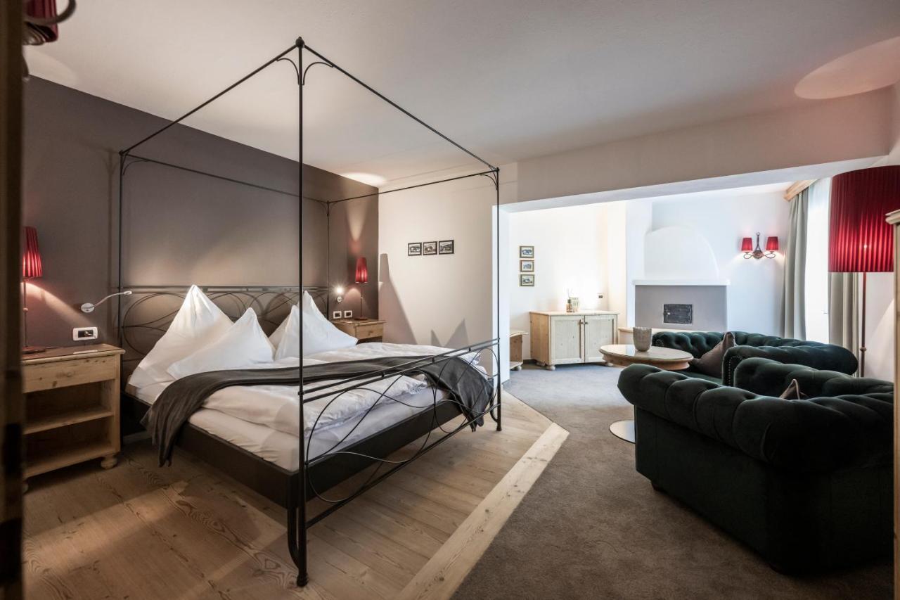 Hotel Acadia - Adults Mountain Home Сельва-ді-Валь-Гардена Екстер'єр фото