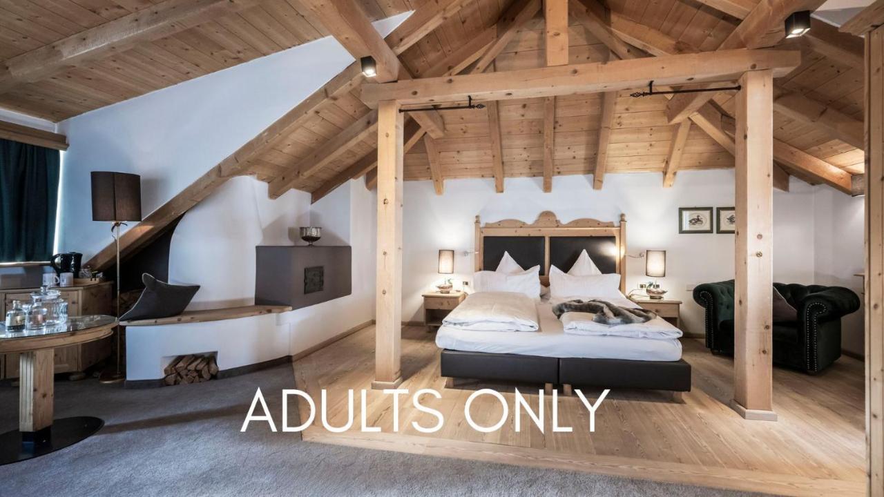 Hotel Acadia - Adults Mountain Home Сельва-ді-Валь-Гардена Екстер'єр фото